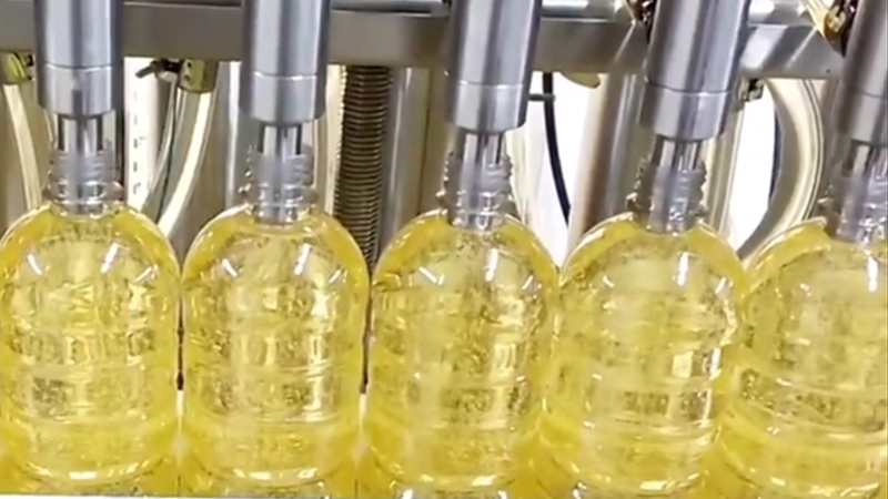 全自动油类灌装生产线：提升生产效率与产品质量的利器